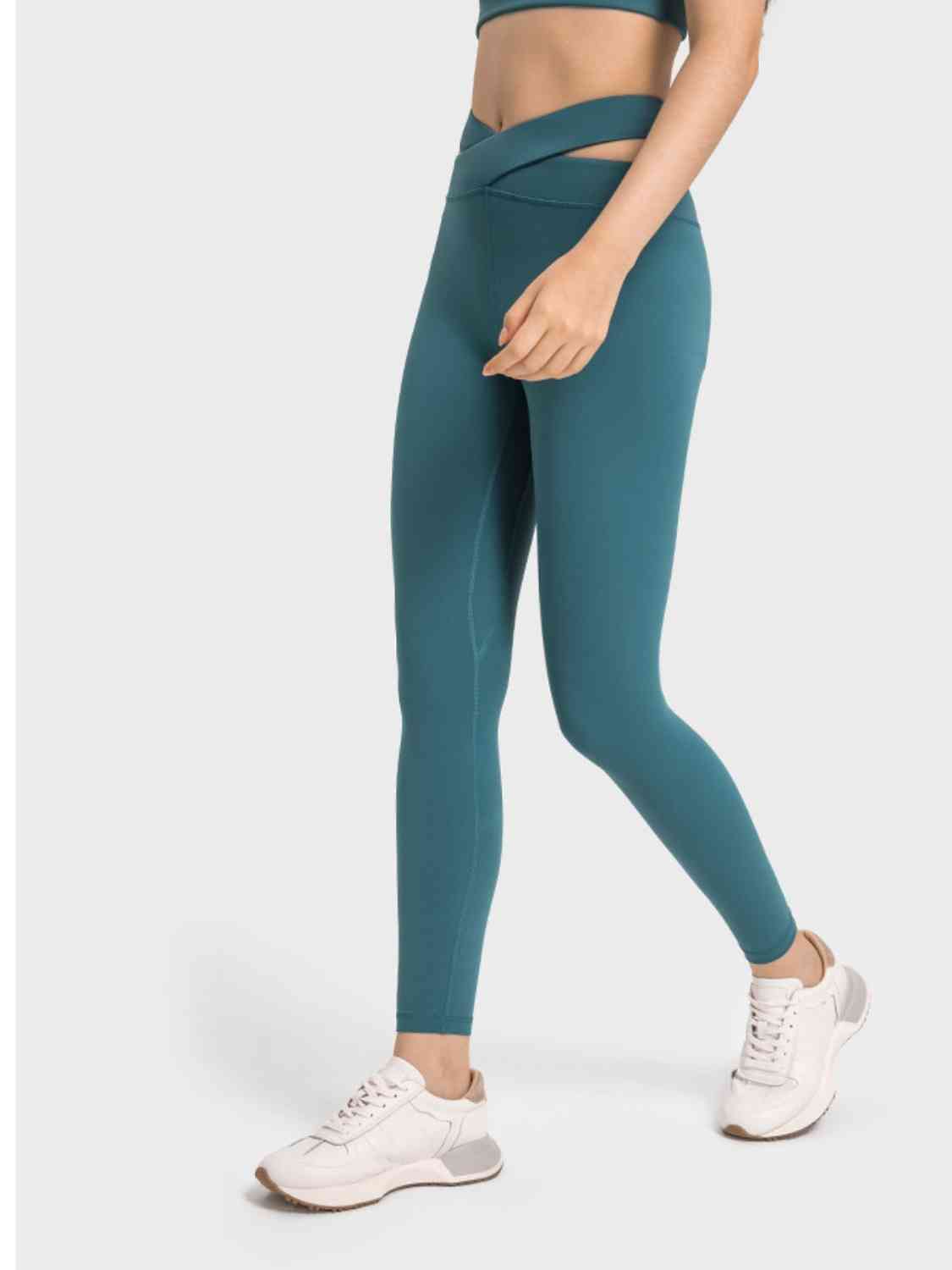 Crisscross Cutout Sports Leggings | Available in 3 Colors